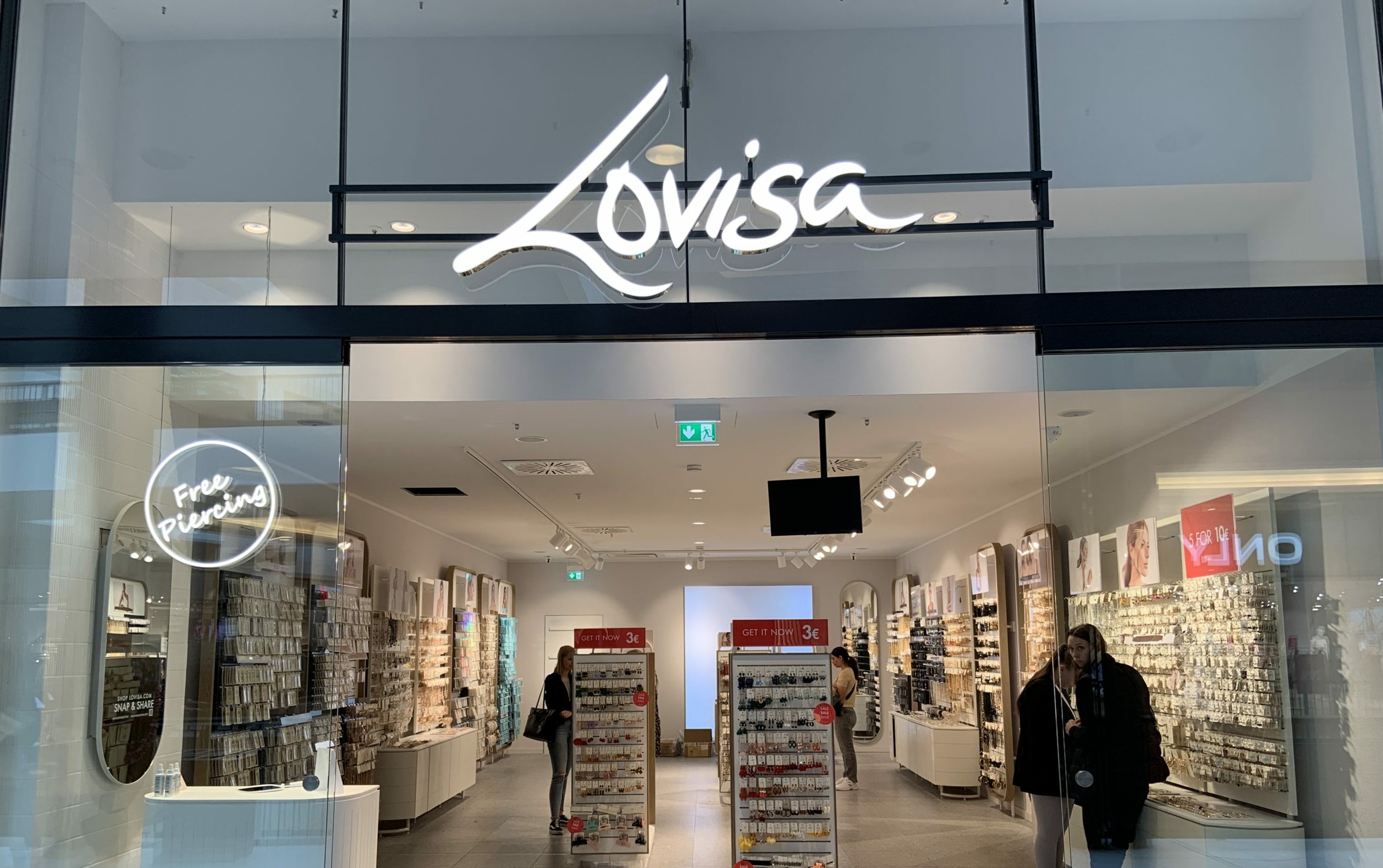 Neueröffnung: Lovisa